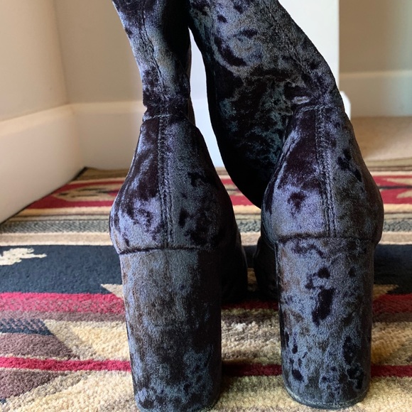 H&M Divided Velvet Block Heeled Pull On Boots - Picture 5 of 8